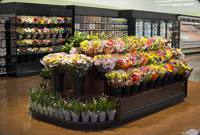 Refrigerated floral island display